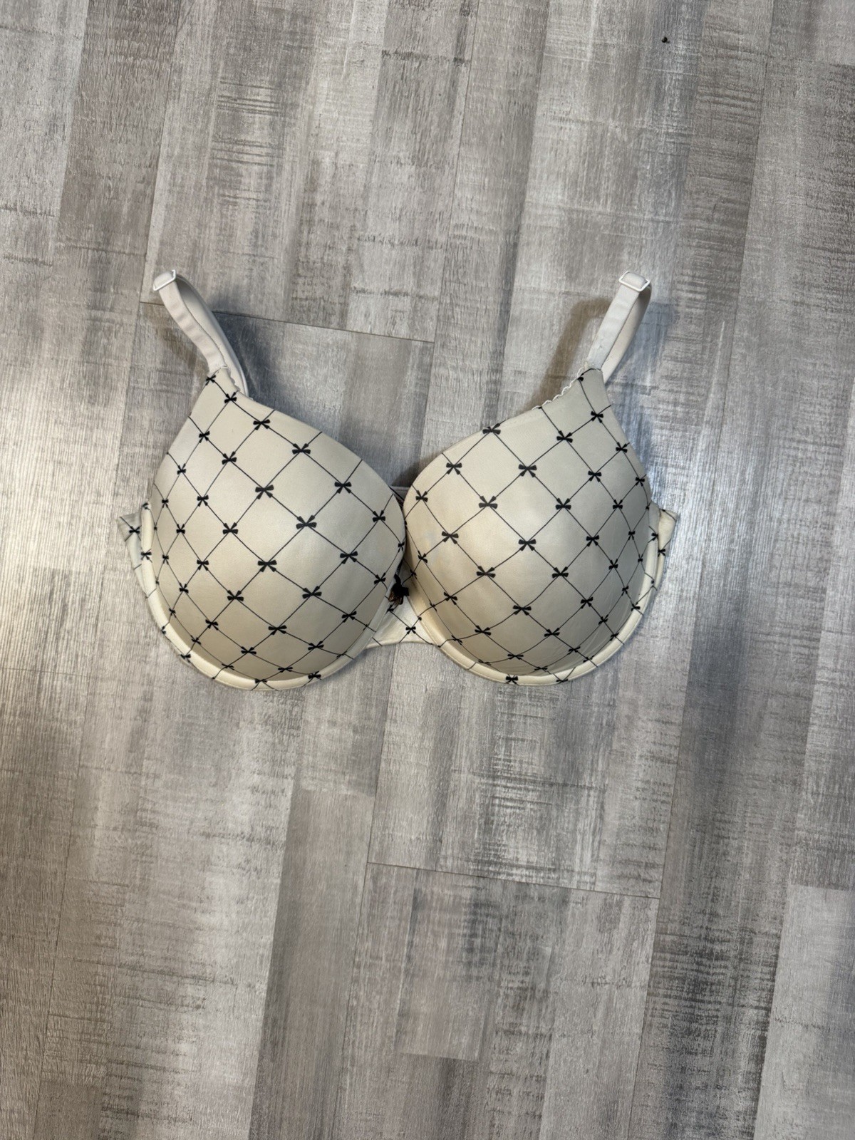 Victoria’s Secret Convertible Push Up Bra 36DD Ivory Black Bow Print Underwire