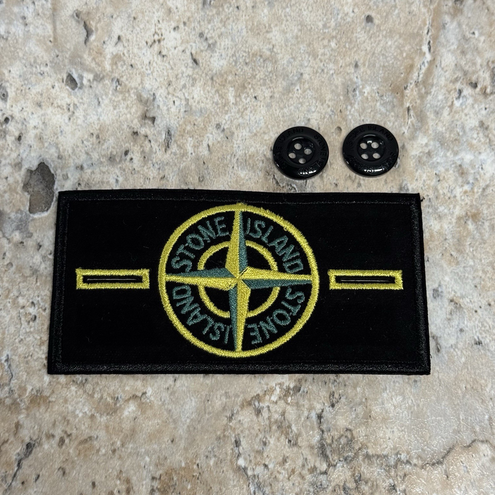 Stone Island Classic Badge Patch 2 Buttons Black