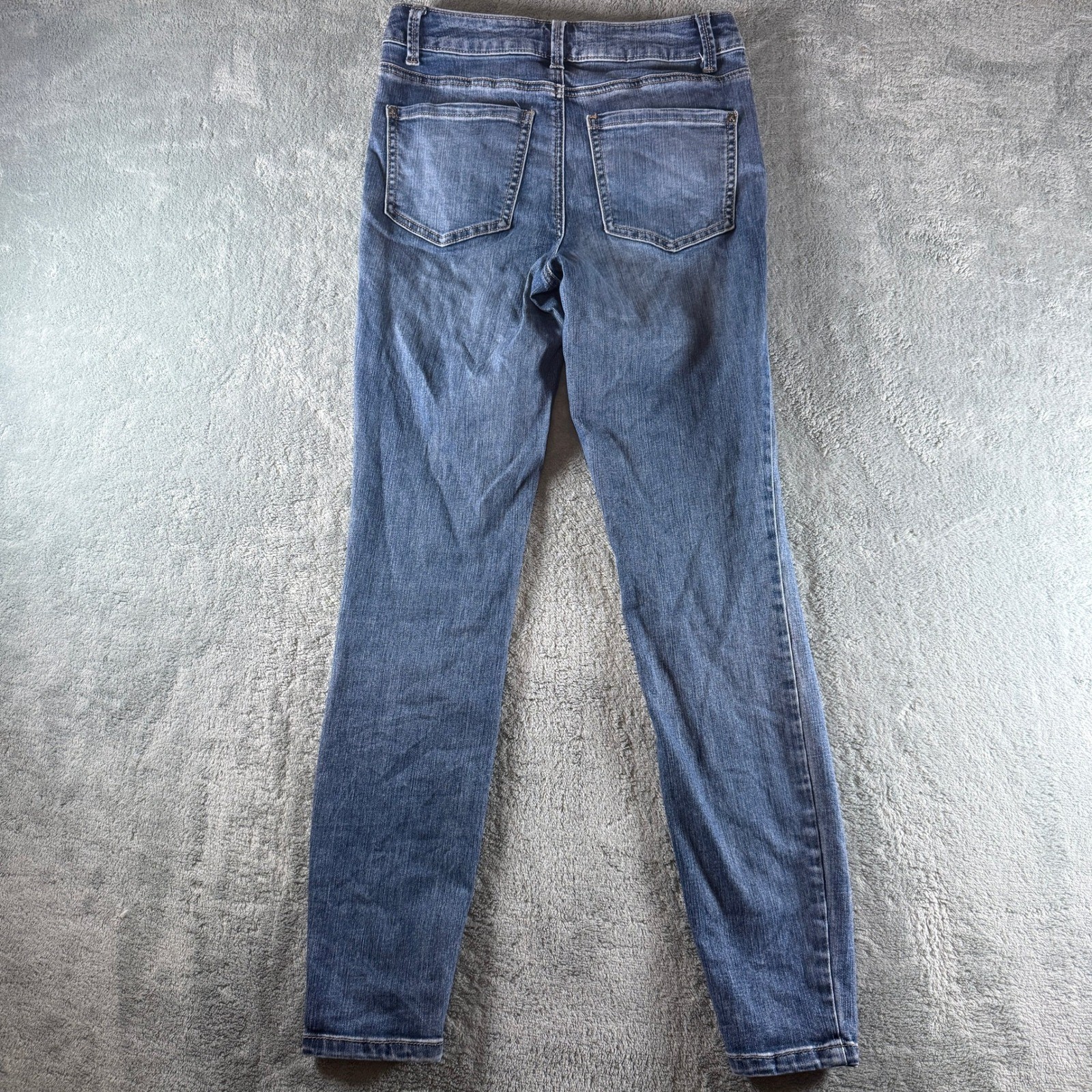 Maurices Everflex High-Rise Skinny Jeans Medium Wash Size 6 Reg Stretch Denim