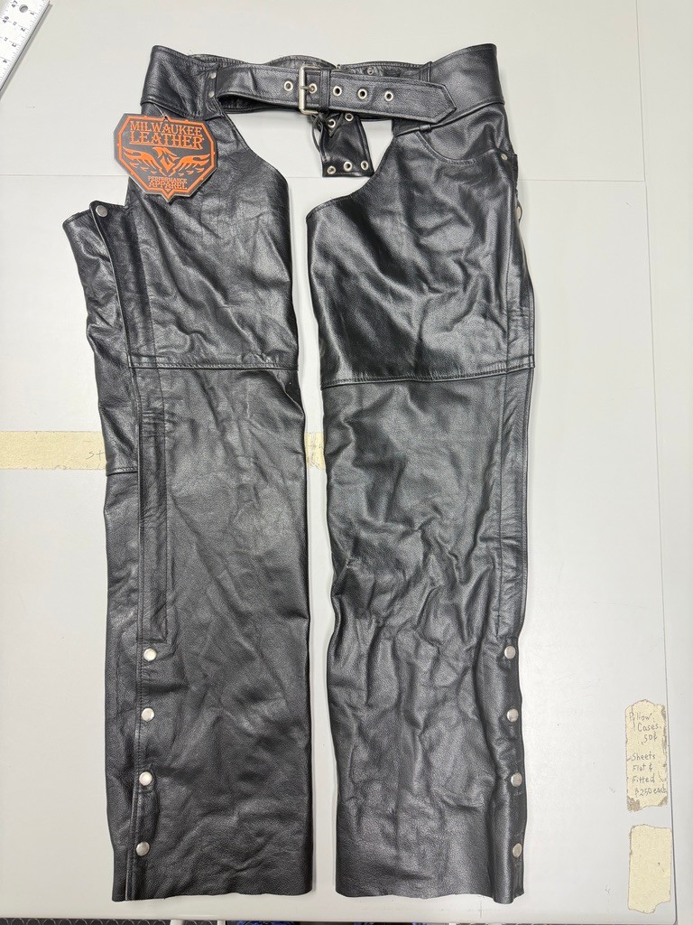 Milwaukee Leather LKM5781 Men’s Classic Black Premium Leather Jean Pocket Chaps