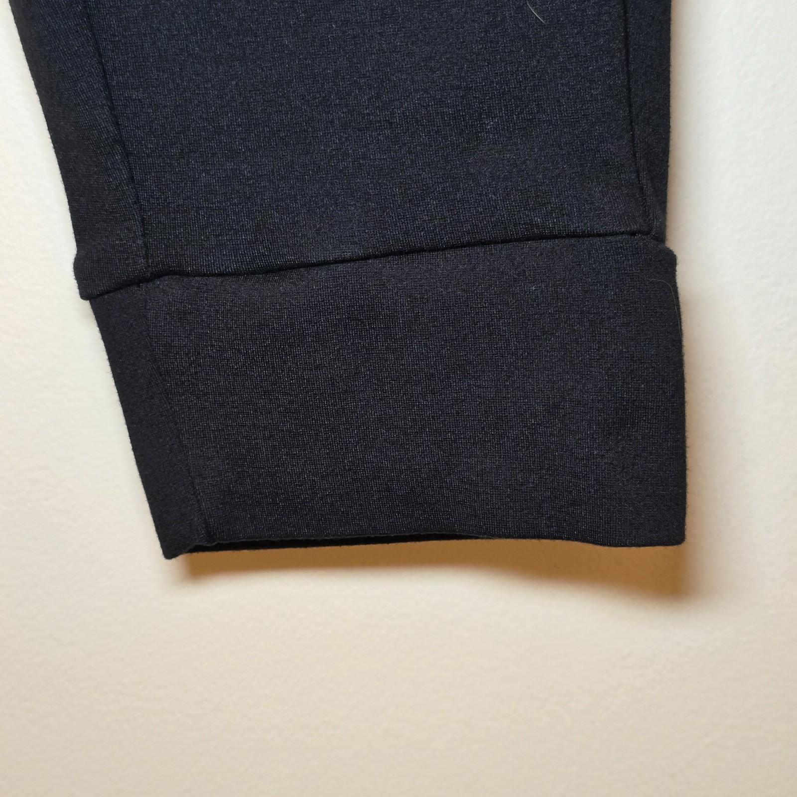 Bonobos Jogger Pants Men’s Medium Short Black Stretch Drawstring Zipper Pocket