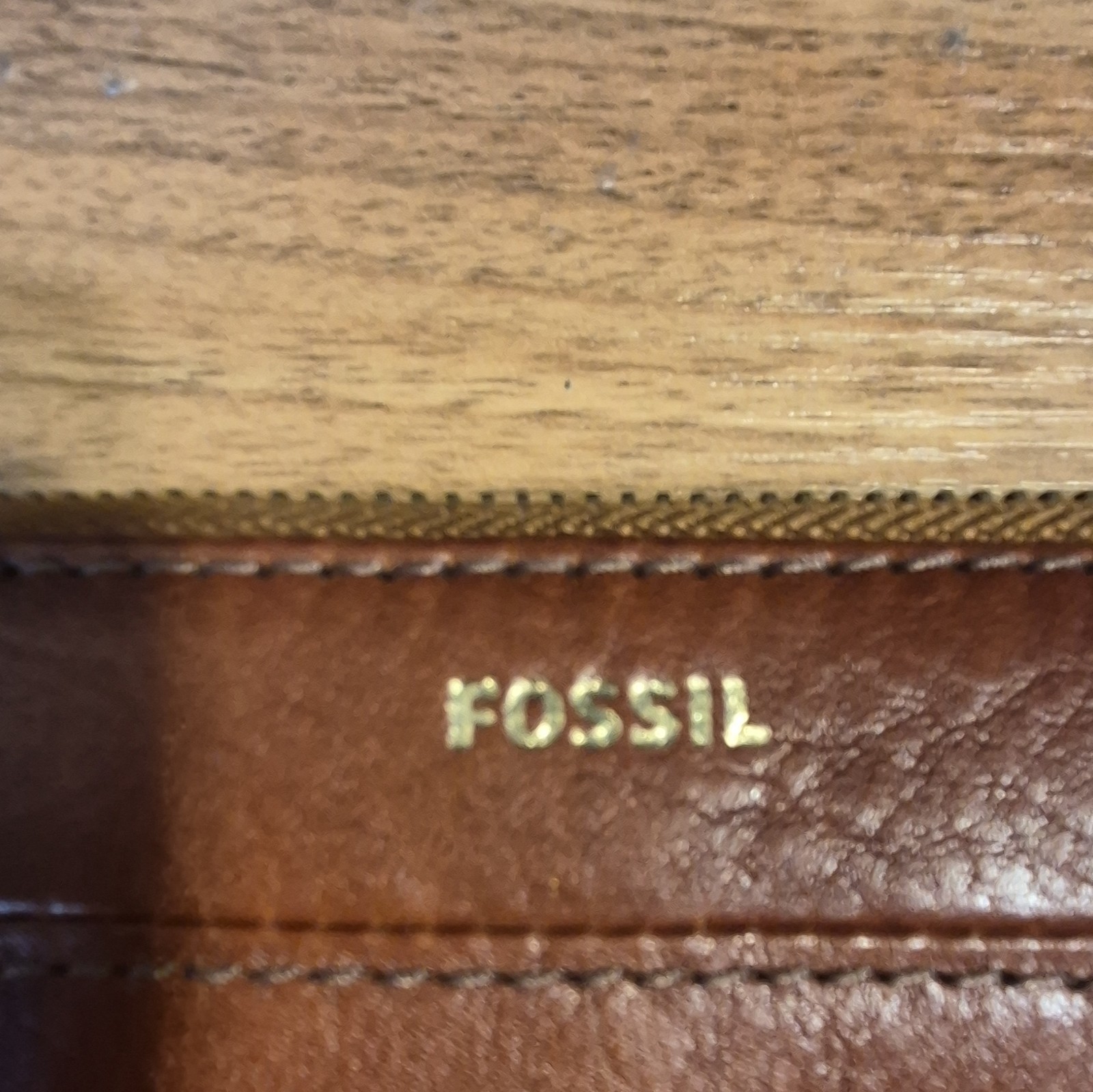 Fossil Brown Solid Zip-Around Wristlet Wallet Credit Card Slots Folding