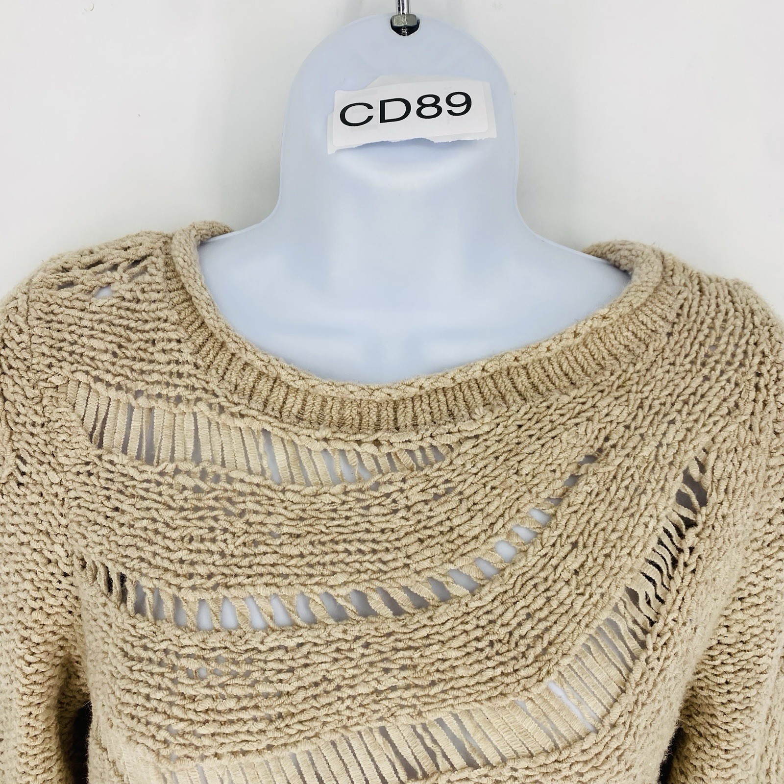 Moth Anthropologie Cream Open Knit Pull Over Sweater Small Slanted Openwork