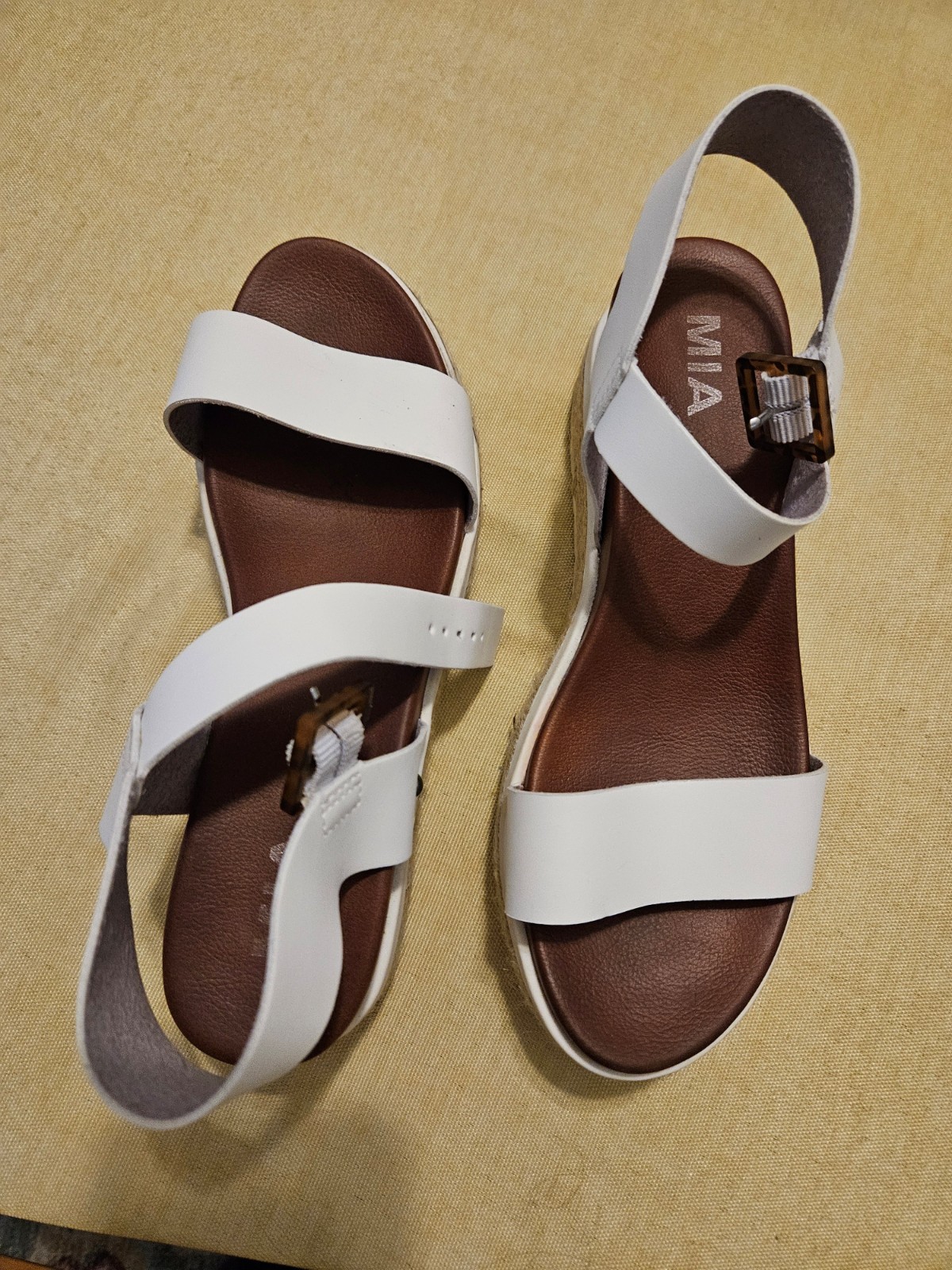 MIA White/Brown Eliza COG Platform Sandal size 8