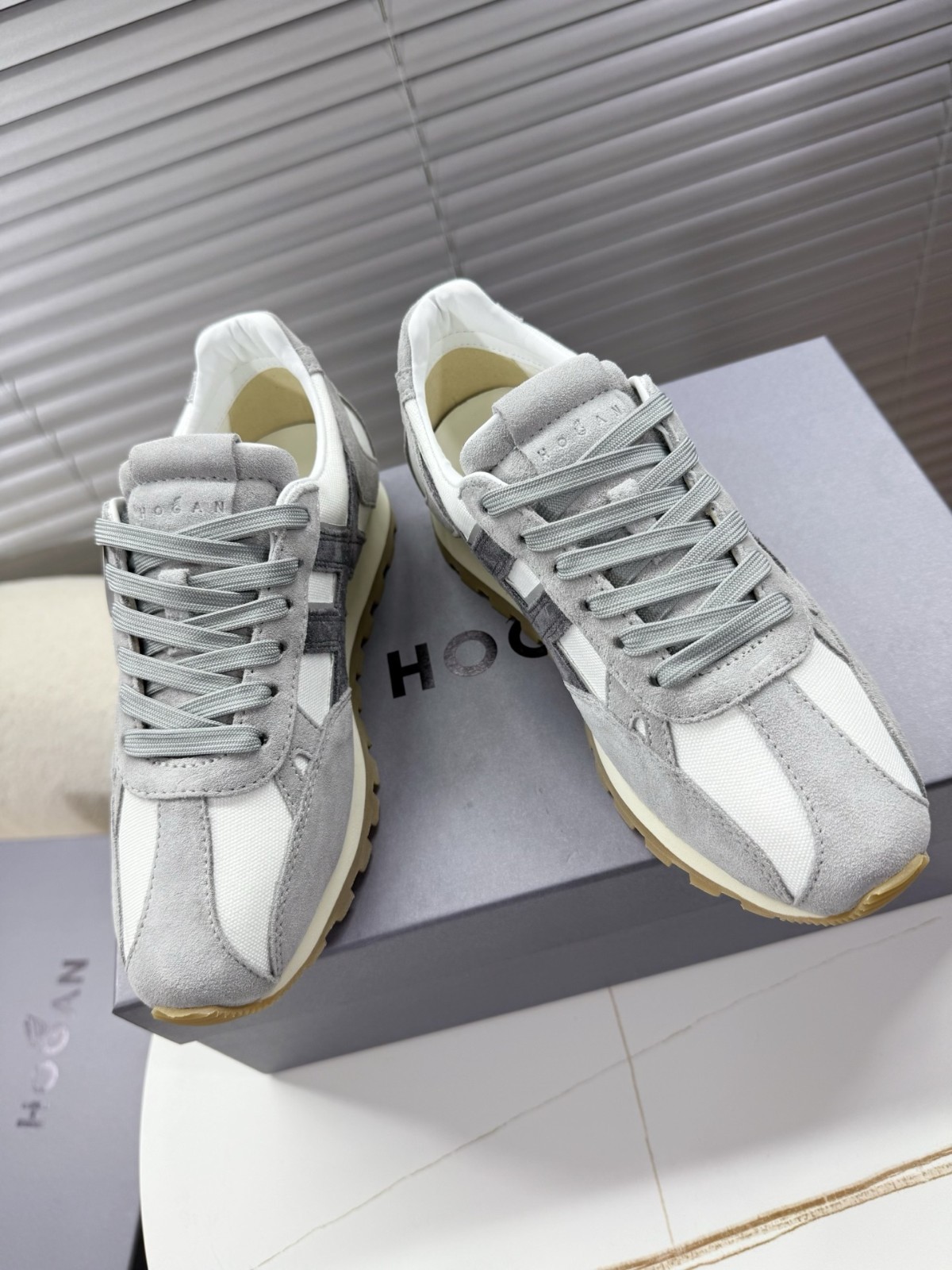 Hogan 86er Sneakers Men Women Ivory Brown Honey Sole Sizes 36-45