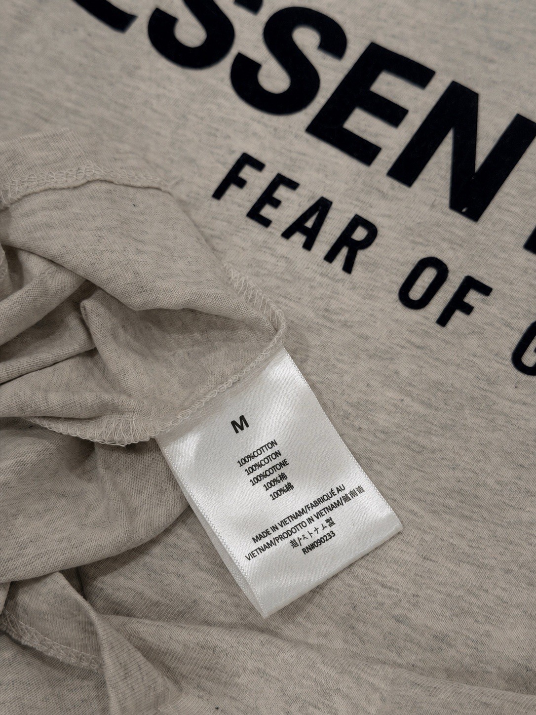 ESSENTIALS Fear of God Men’s Gray Logo Crew Neck Short Sleeve T-Shirt Size M