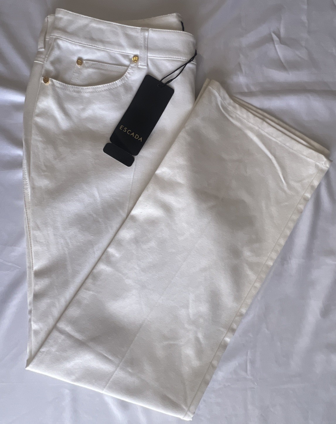ESCADA Lime White Trousers Pants Sz 44 US 14 NWOT Luxury Gold Button Bold Modern