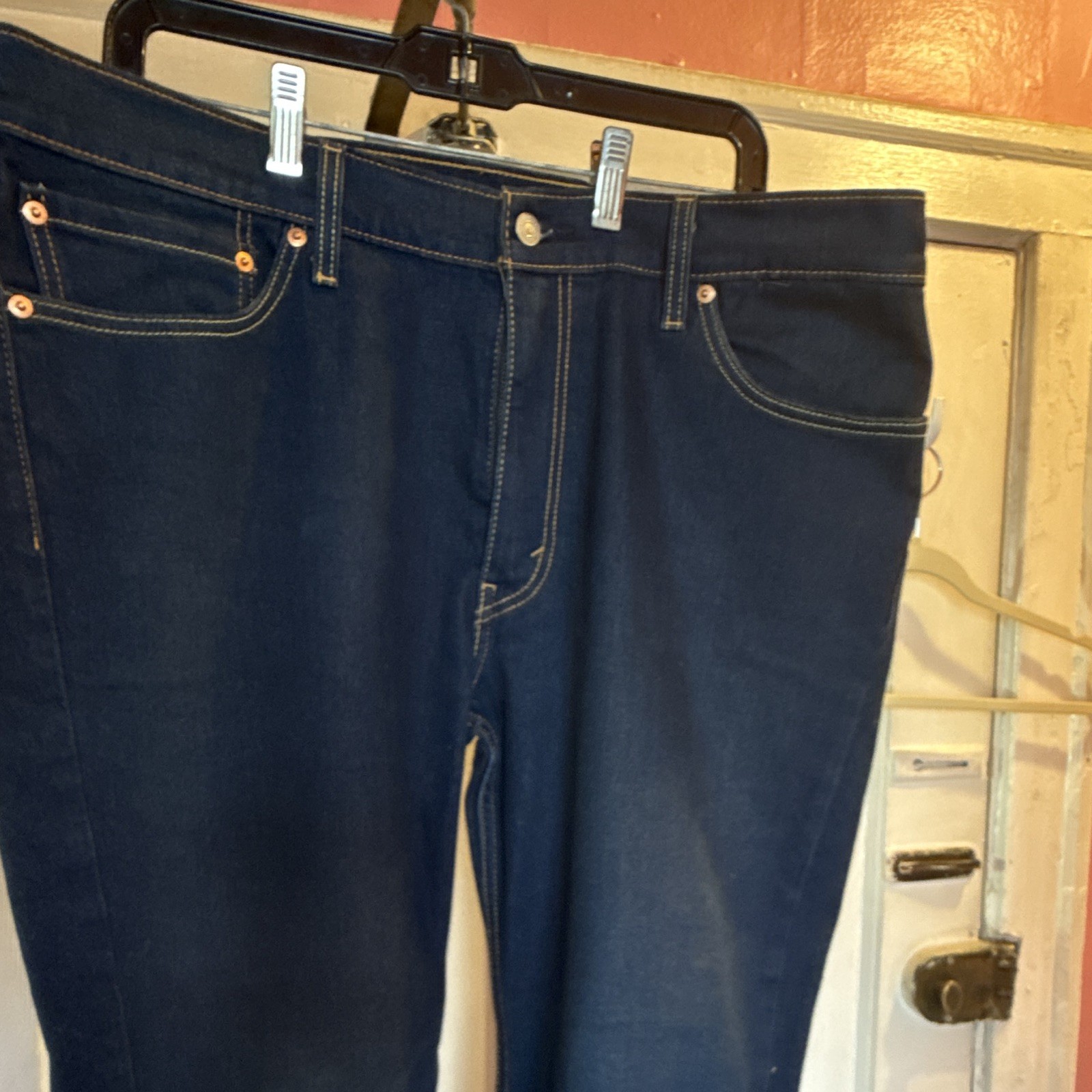 Levi’s 511 Men’s Denim Jeans Slim Fit Dark Wash