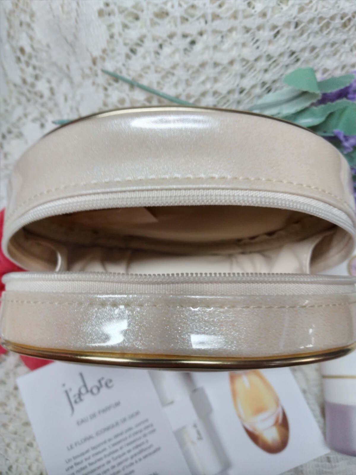 CHRISTIAN DIOR J’adore COSMETIC Bag with SAMPLE Eau de Parfum & 1.7 floz Lotion!