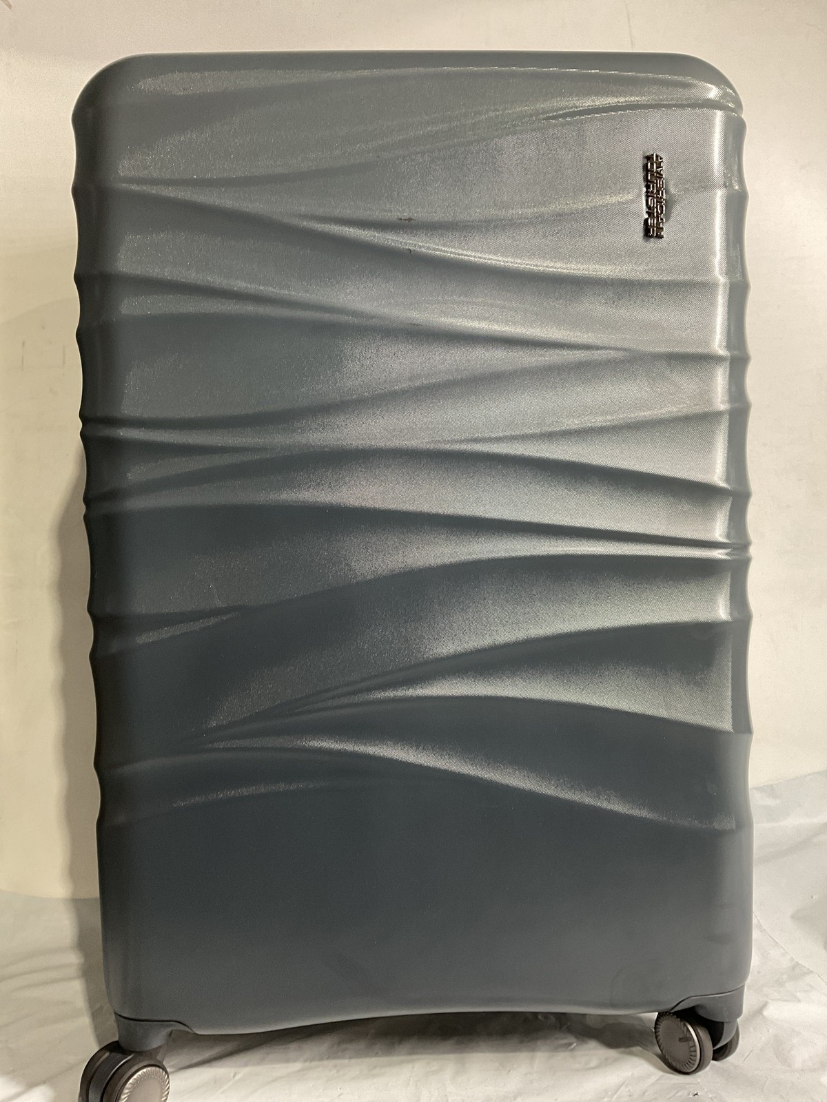 American Tourister Cascade Hardside Lightweight Spinner Luggage 28 Inch U2