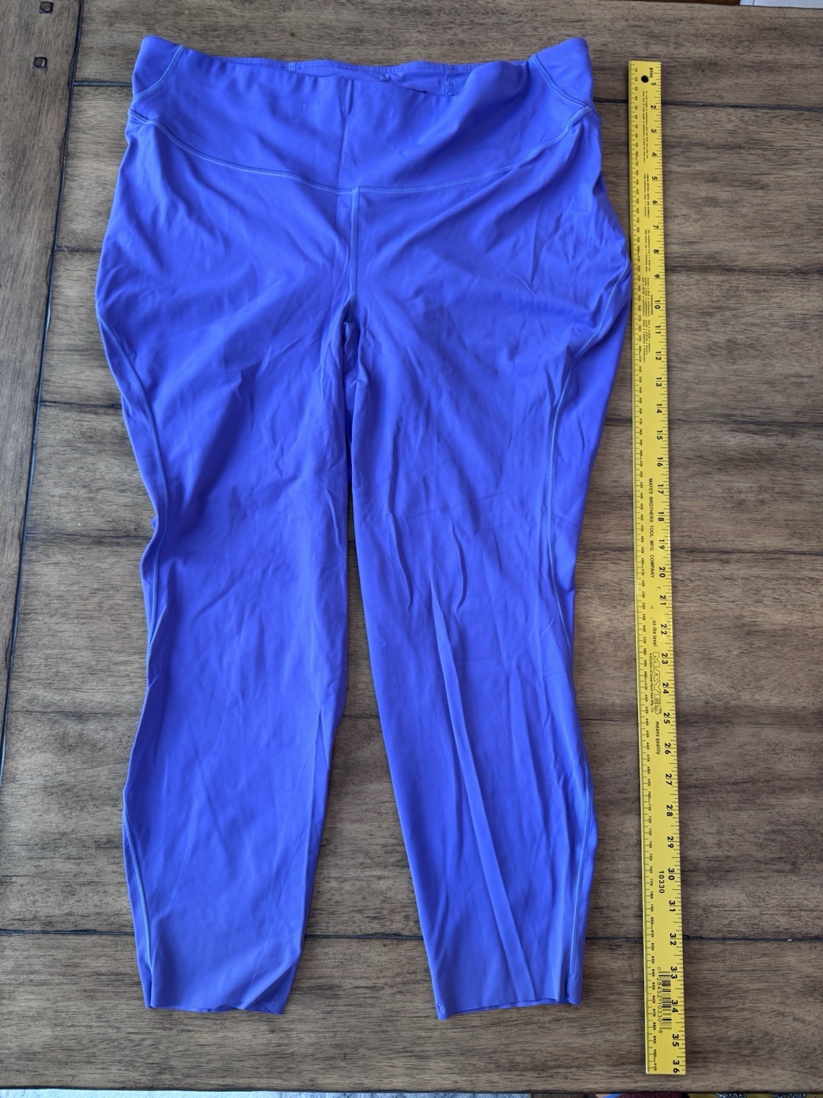 Lululemon Women’s Base Pace HR Leggings Plus Size 18 in Charged Indigo Nulux EUC