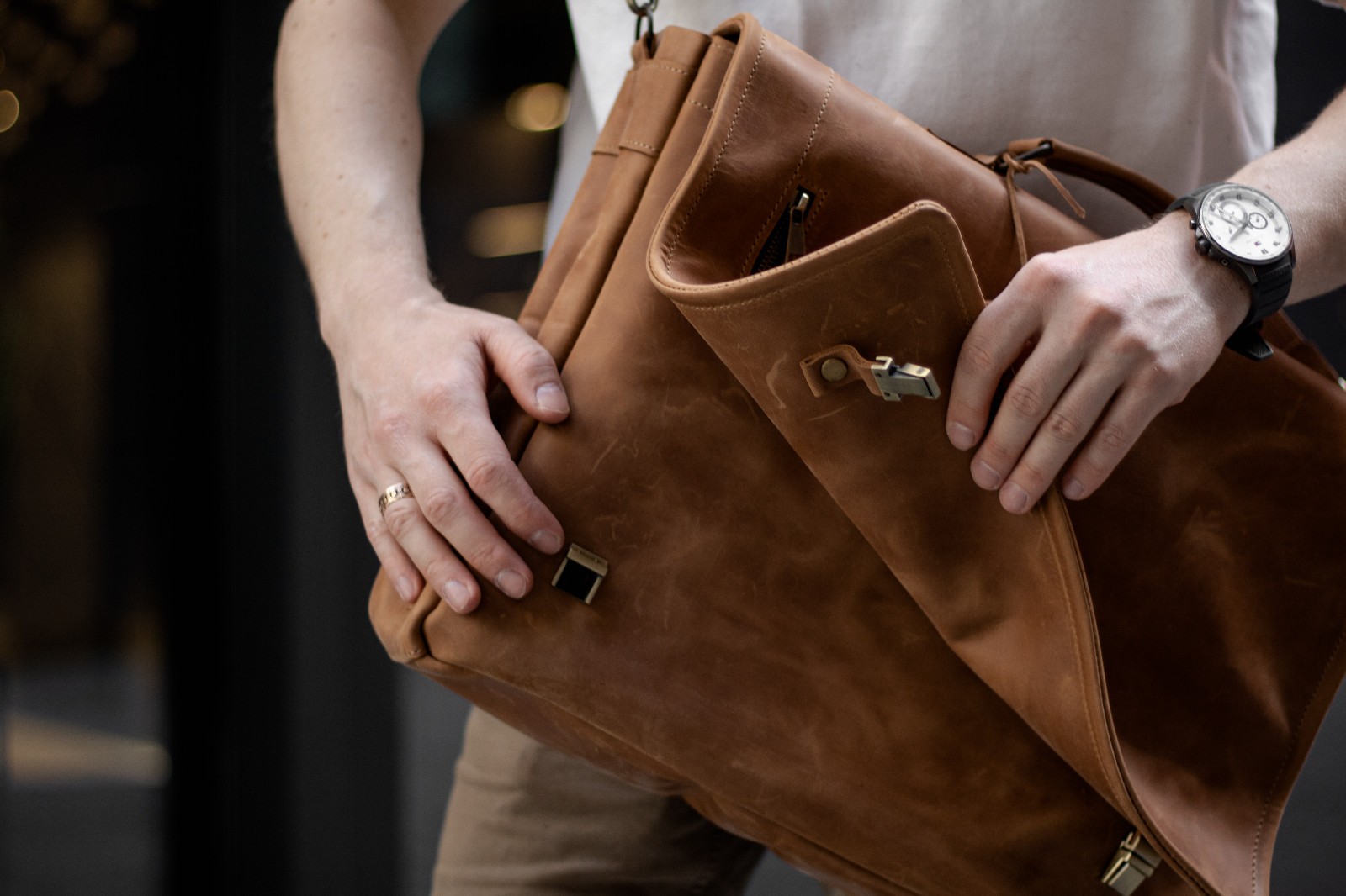 Leather laptop briefcase messenger bag for men