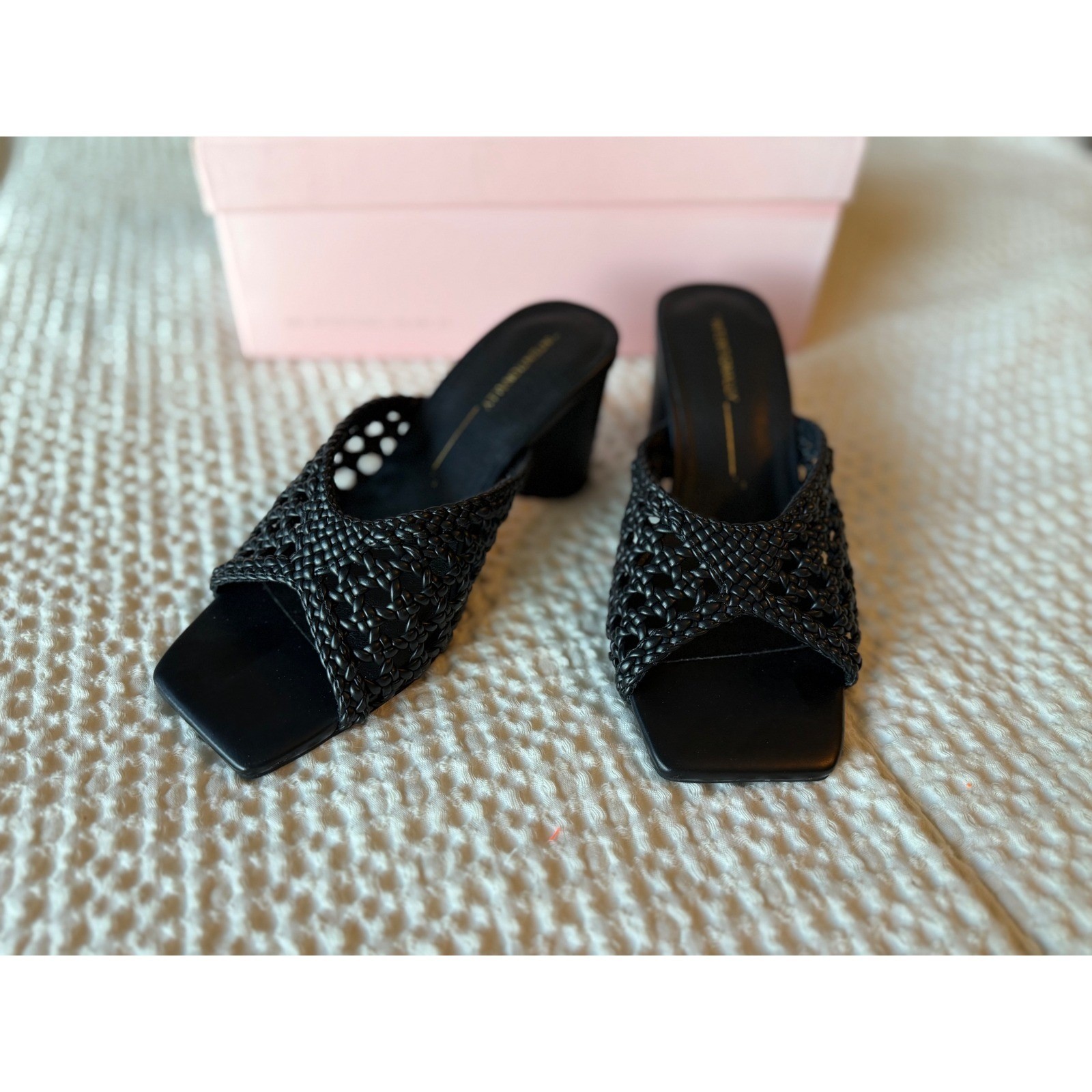 Intentionally Blank Cassandra Black Woven Vegan Leather Block Heel Mules Size 5
