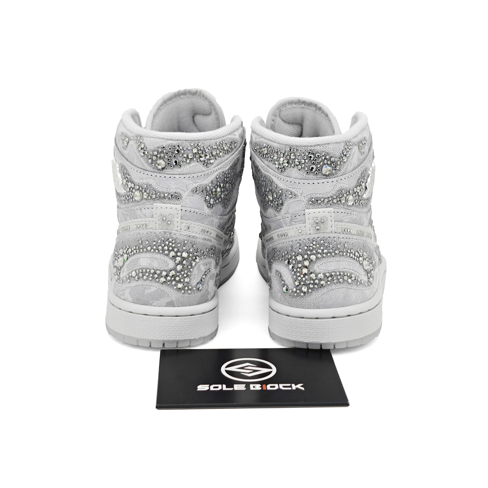 Swarovski x Air Jordan 1 High OG “Vast Gray” Womens HF6248-002