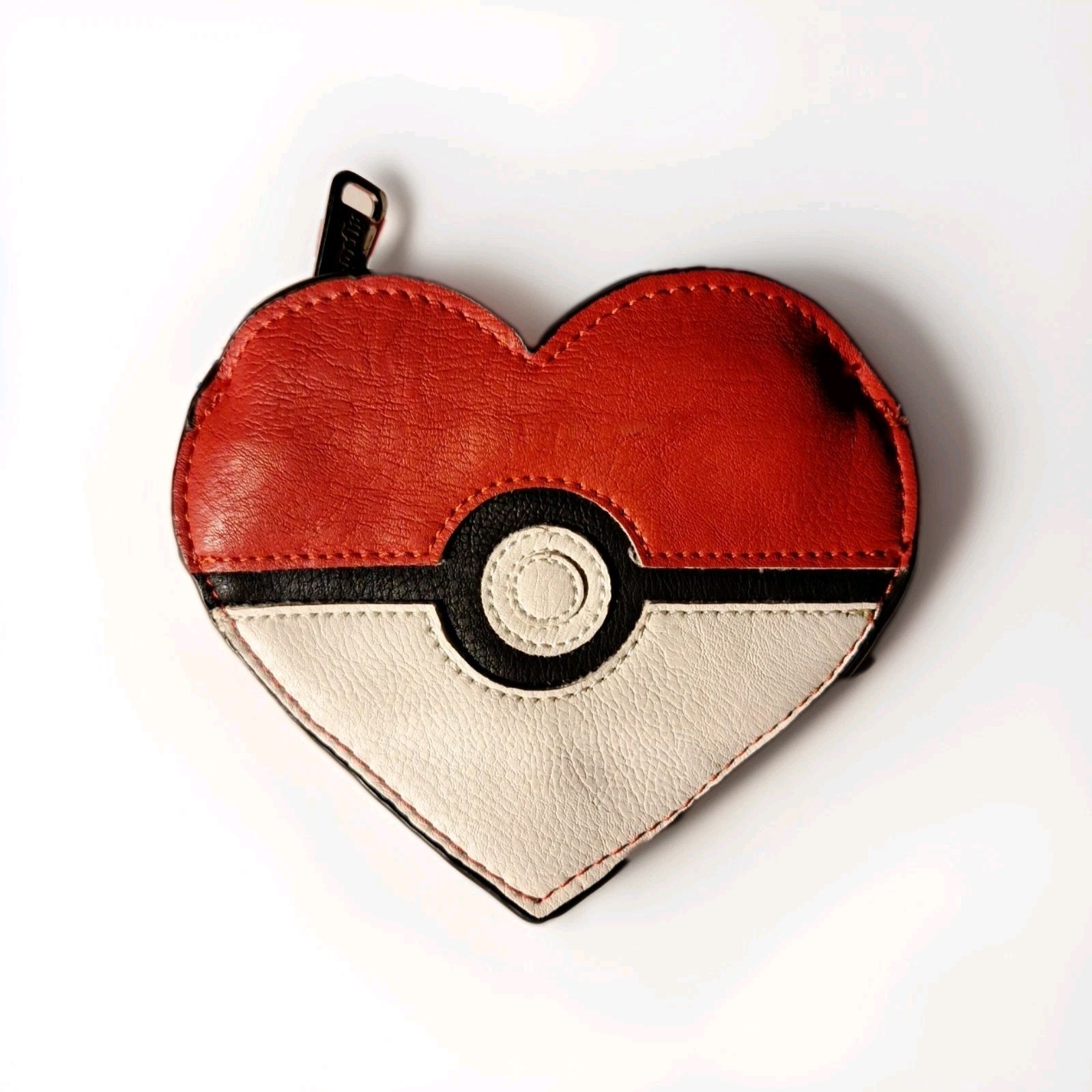 Pokemon Loungefly Heart Shaped Poke Ball Change Purse Coin Purse