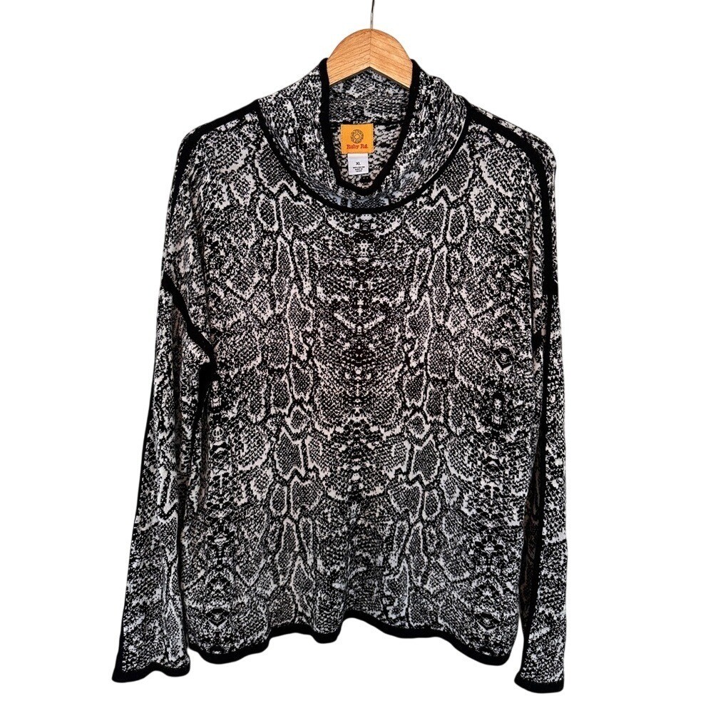 Ruby Rd. Monochrome Knit Fabric pullover size XL womens
