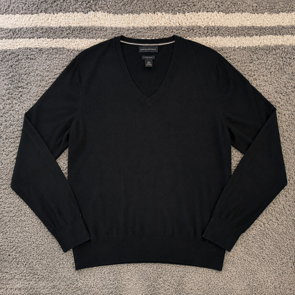 Banana Republic Luxury Blend Silk Cashmere Cotton V Neck Sweater Womens L