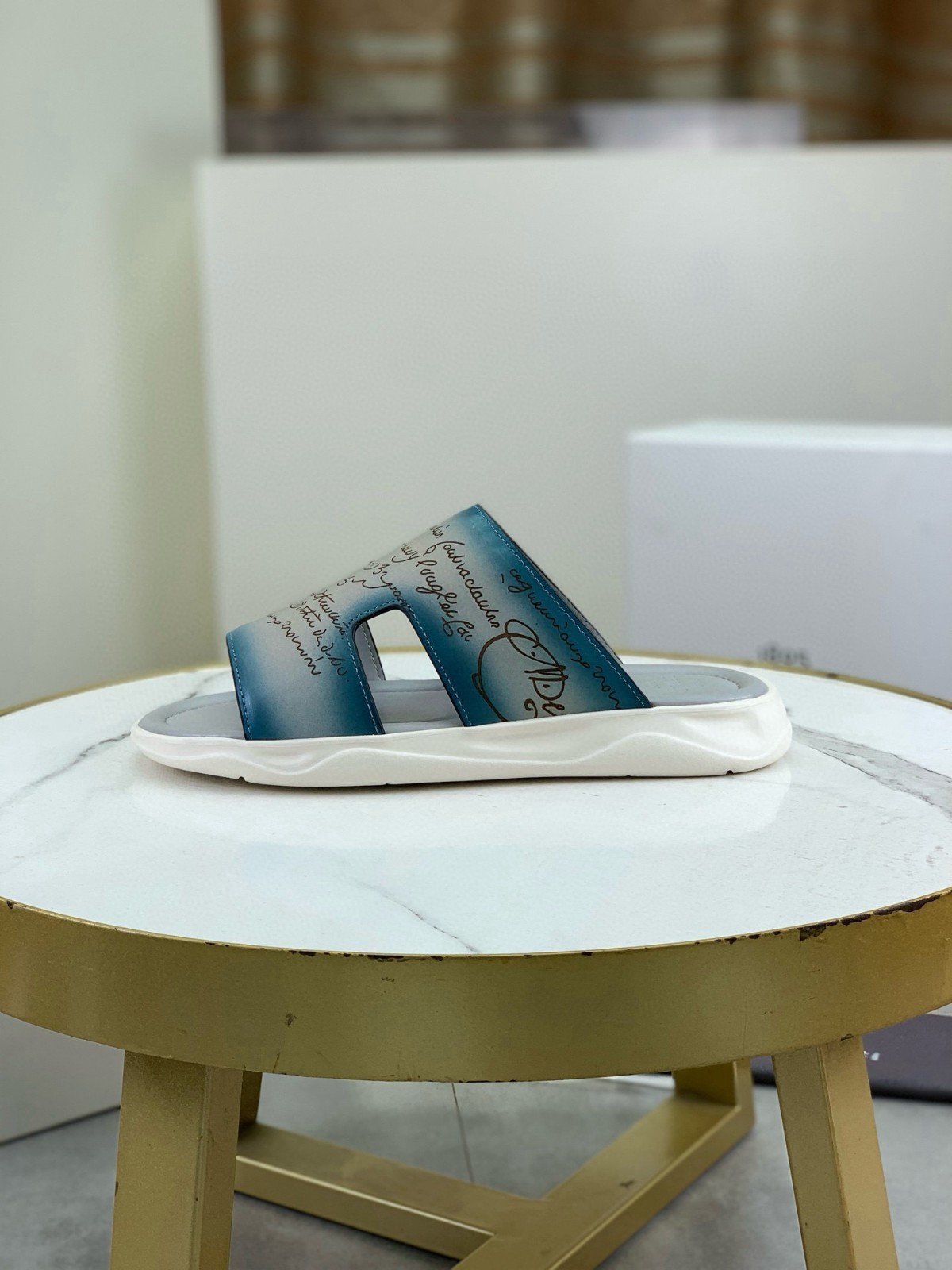 Berluti Men’s Casual Slides (EU 43)