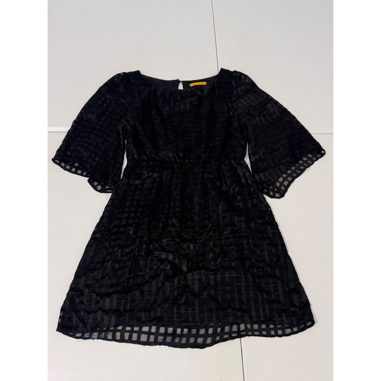 Alice + Olivia Black Silk Grid Burnout Mini Dress Bell Sleeve size 6 k3