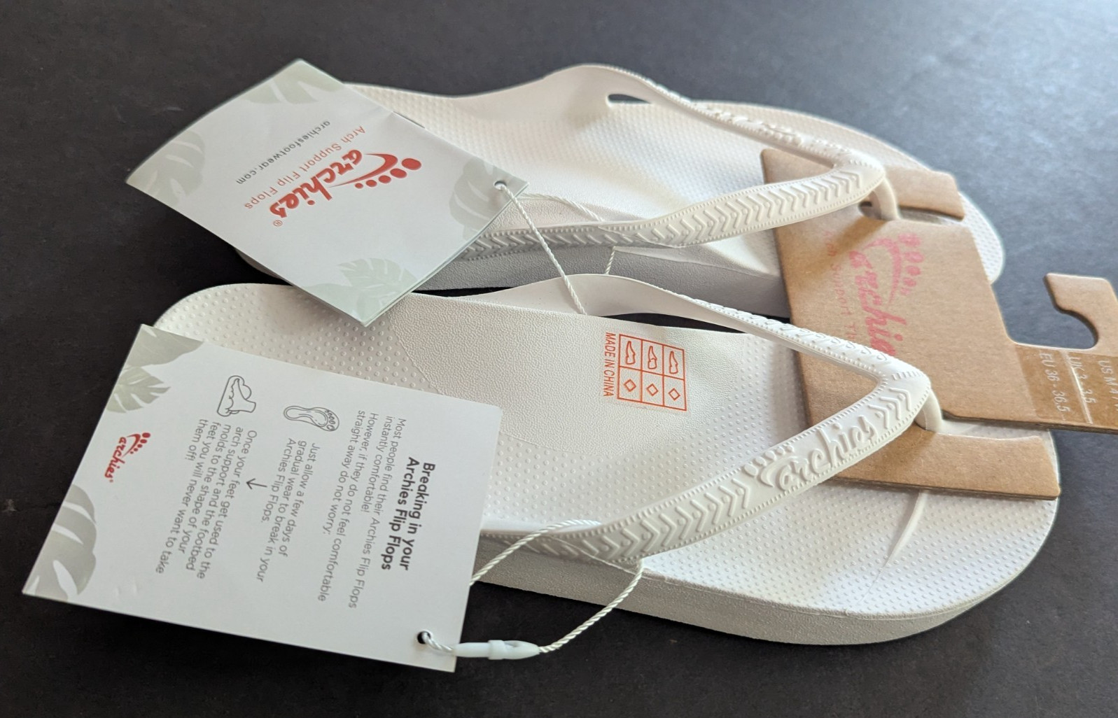 Archies Arch Support Thong Flip Flops White NWT Unisex Mens size 4 Womens size 5