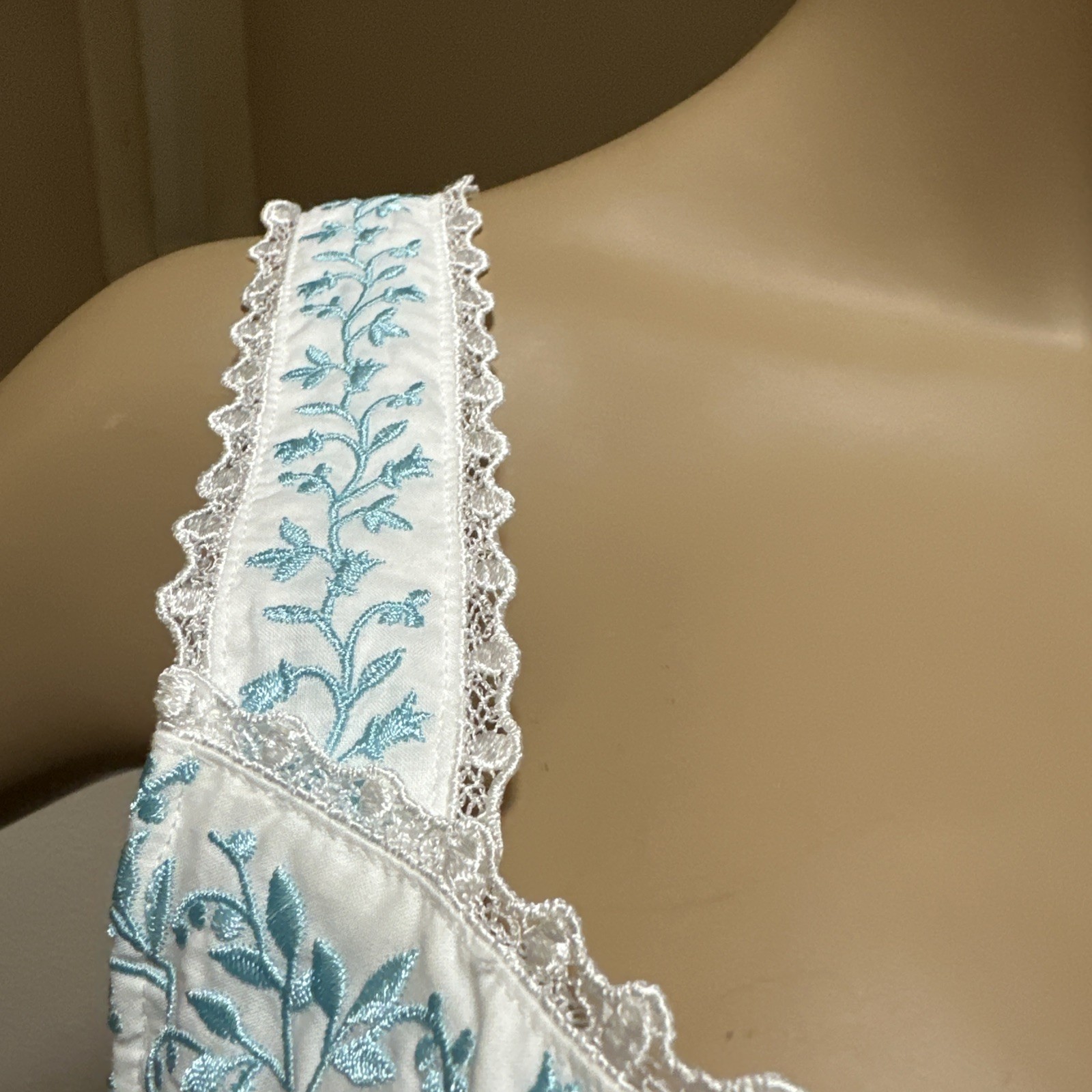 Eileen west nightgown Large 100% Cotton lawn Aqua Blue Embroidery Gorgeous.