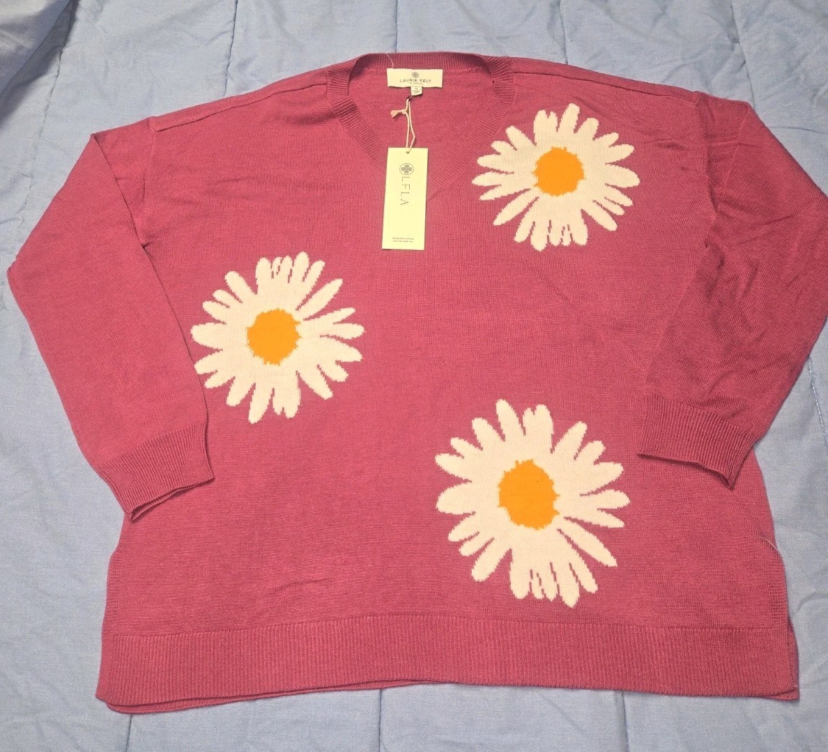 Laurie Felt LA Sweater Size Medium Pink Daisy Print Cashmere Blend