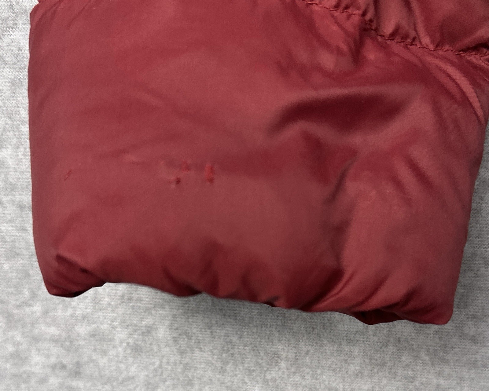 Eddie Bauer Women’s Medium Down Puffer Jacket Hooded Burgundy 80% Down