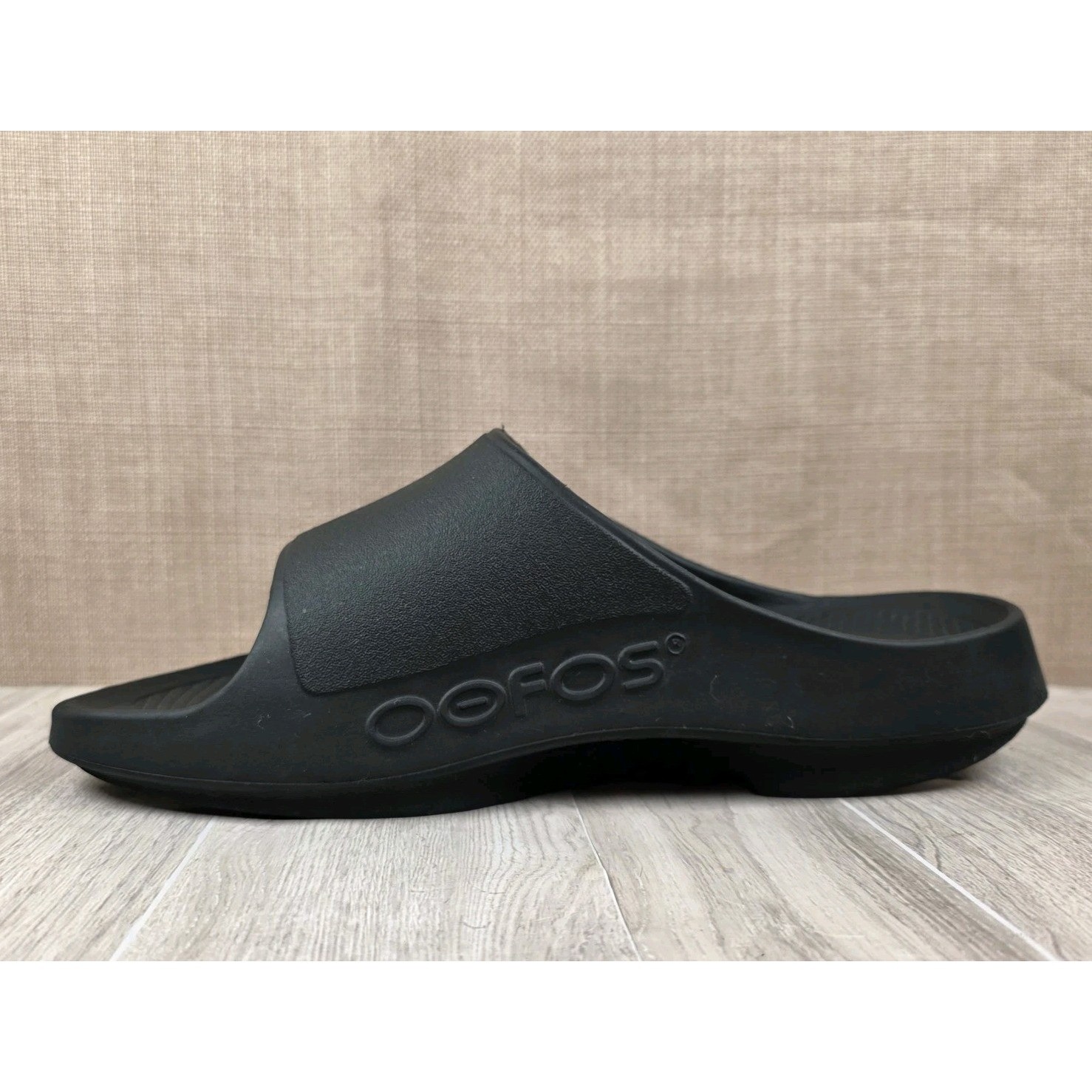 Oofos Ooahh Sport Flex Recovery Slip On Slides Women’s 8 Men’s 6 Black Sandals