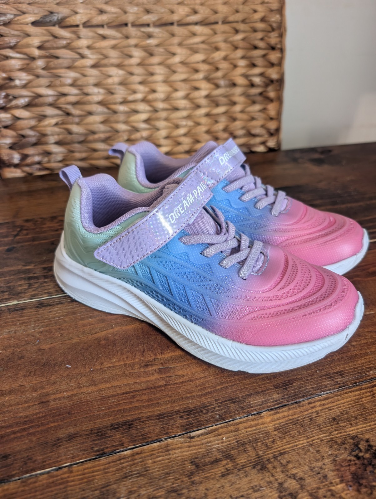 DREAM PAIRS SKETCHERS Girls Shoes Big Kids SZ 3 Tennis Pink/Blue/Green