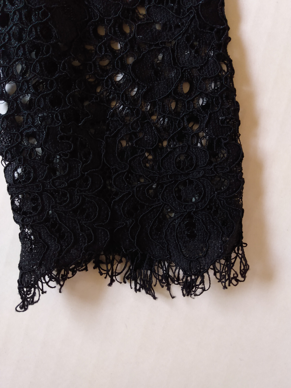 Antonio Melani Dress Size 4 Black Lace 3/4 Sleeve Sheath Above-Knee Zip Back