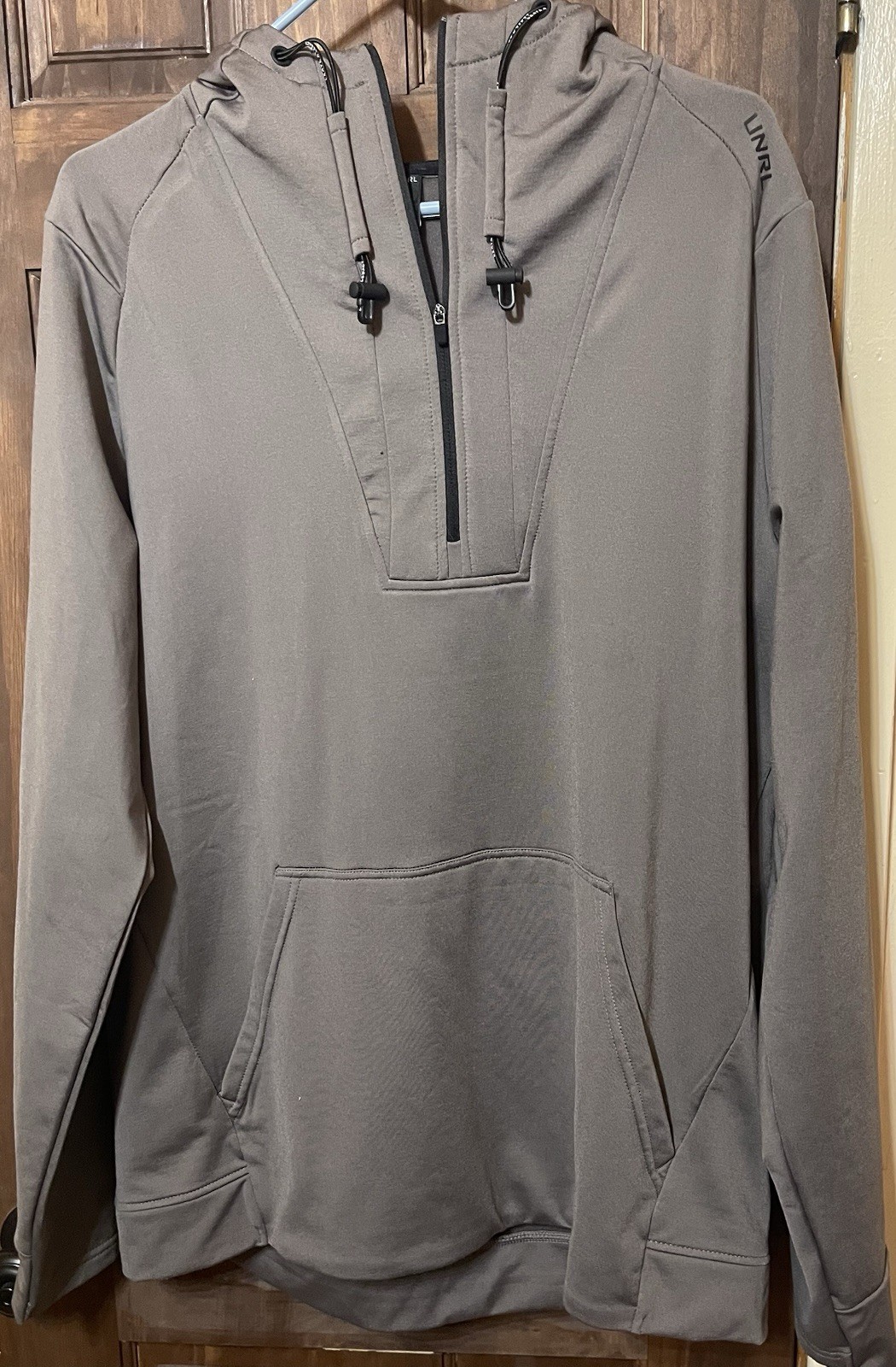 UNRL Hoodie Mens Large Gray Crossover Half Zip Stretch Performance Pullover