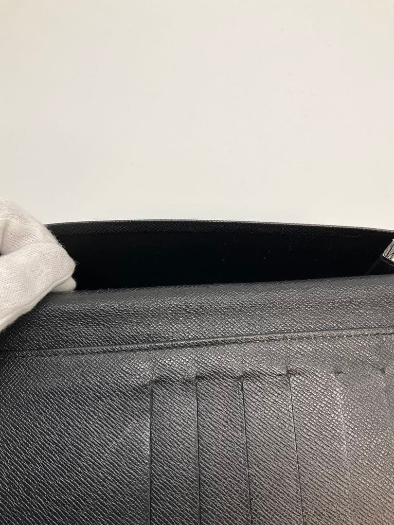 LOUIS VUITTON Epi Bi Fold Long Wallet Men s Black No Coin