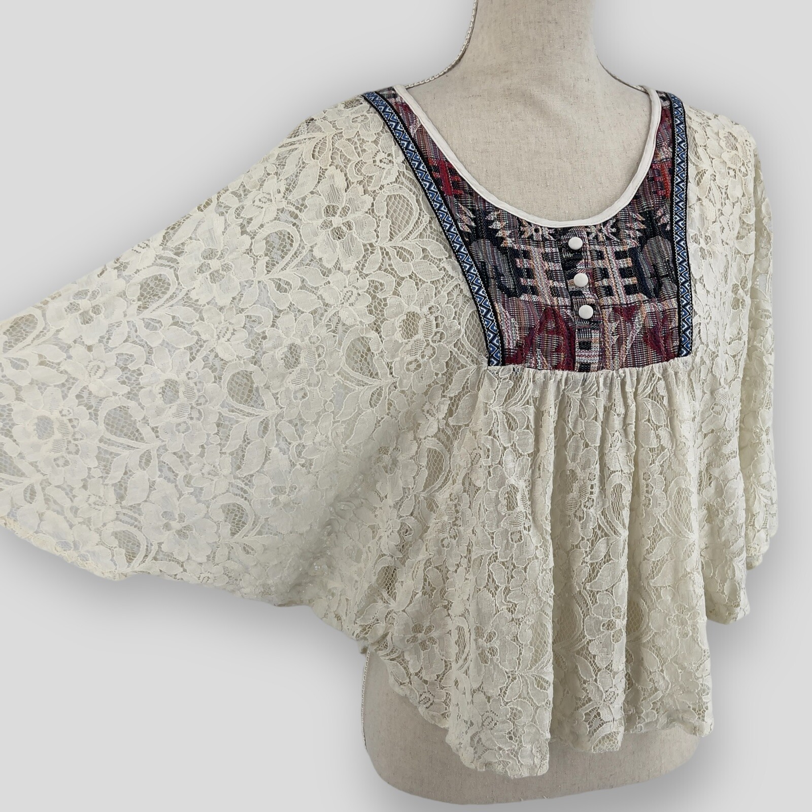 Flying Tomato Poncho Blouse Womens Short Sleeve Lace Batwing Bohemian Top Medium