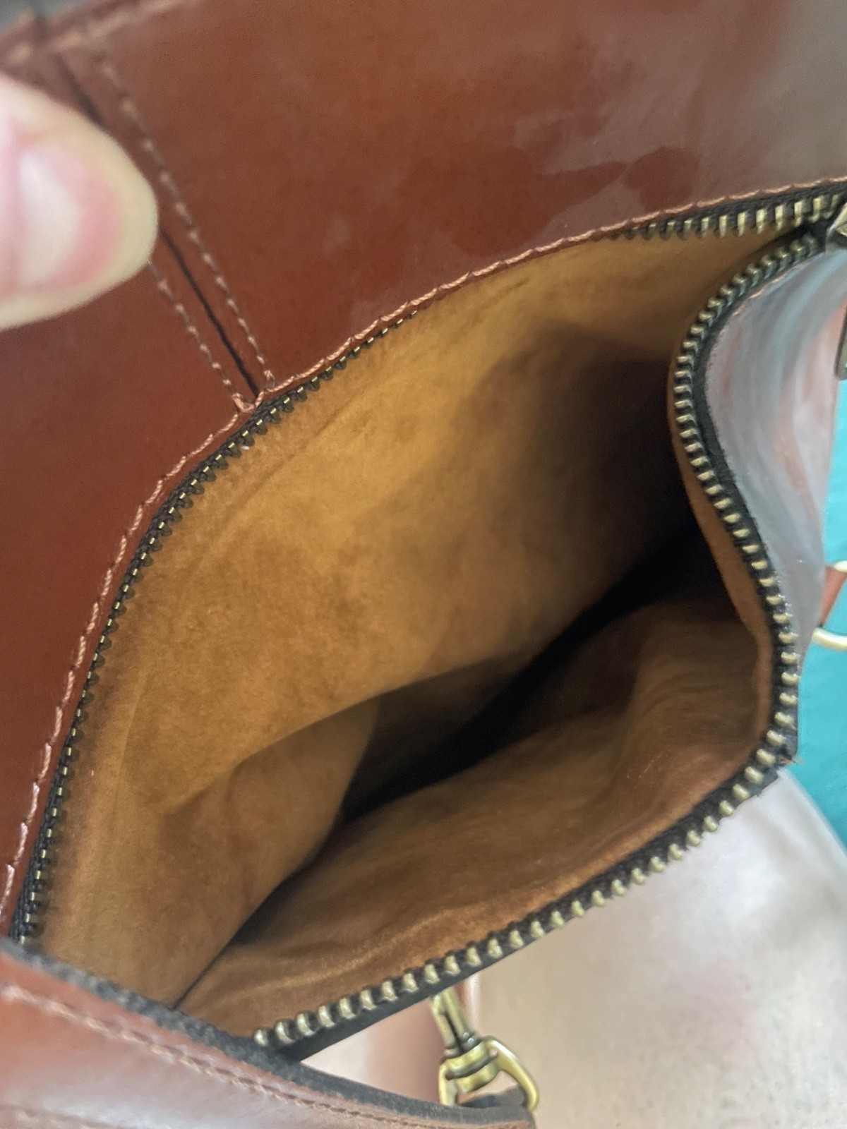 Brown Leather Patricia Nash shoulder bag suede interior, gold brass hardware