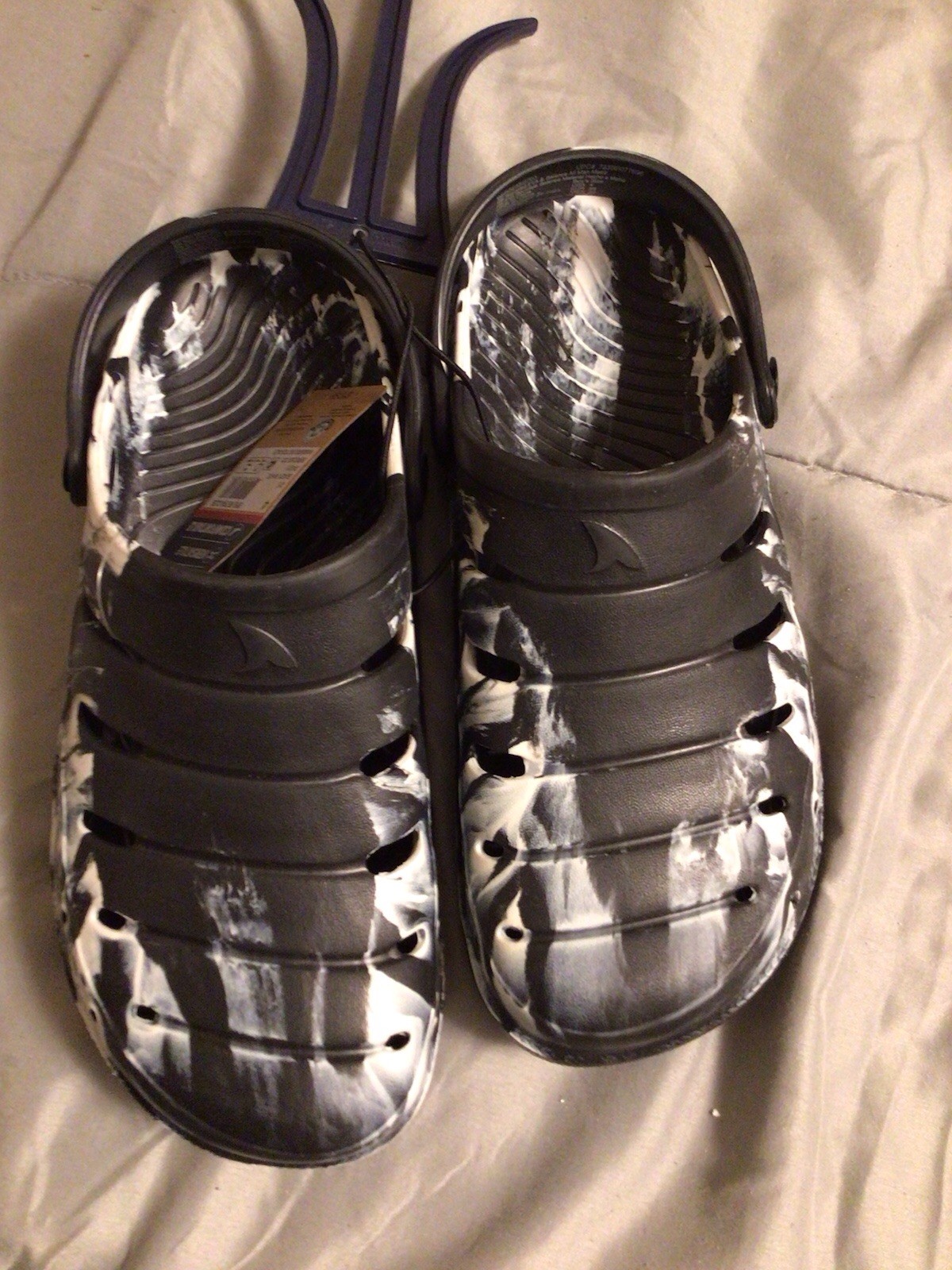 Rugged Shark Unisex Kids Rubber Slip On Shoe Sz 4 NWT Black Camo