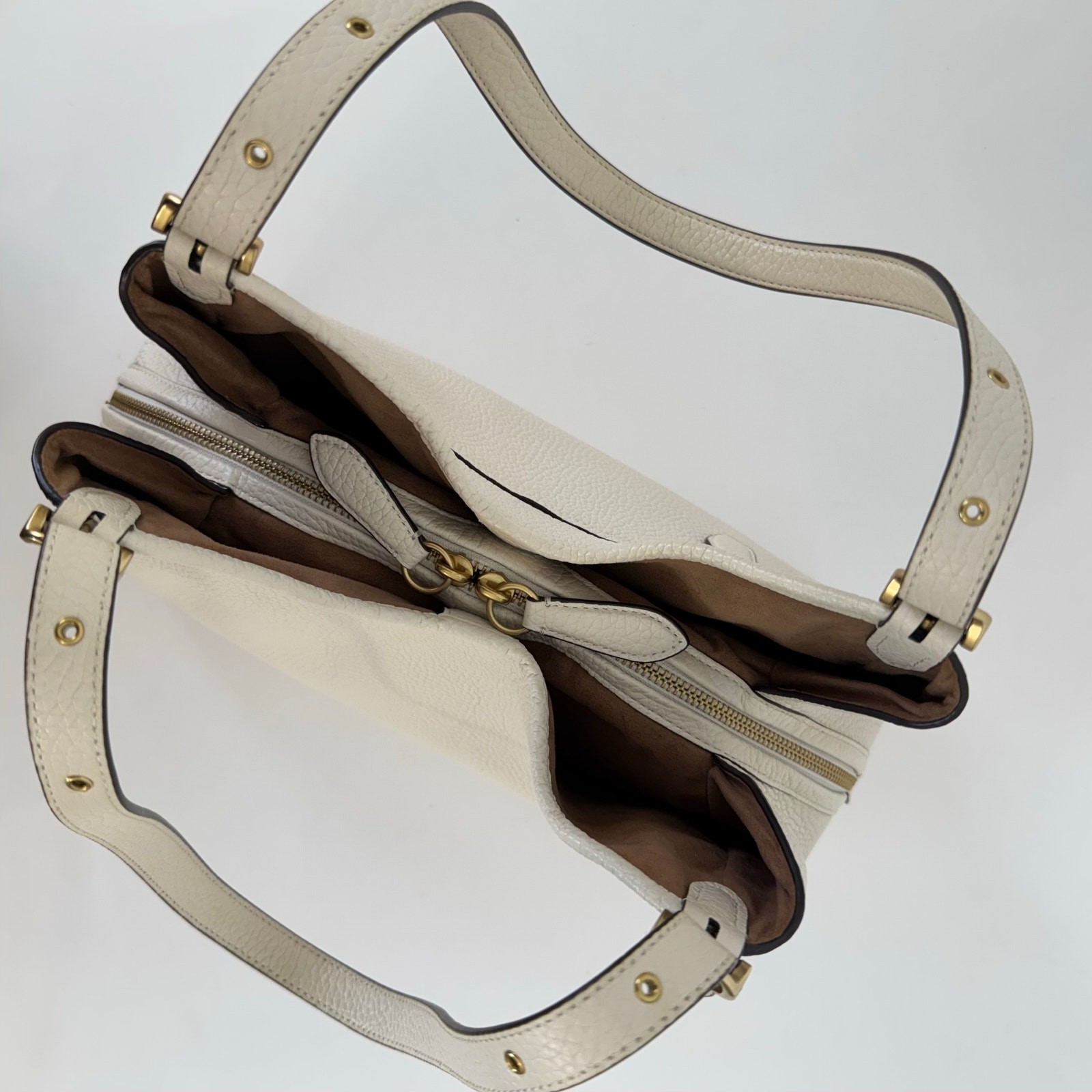 Coach Lori Shoulder Bag Refined Pebble Leather Chalk Off-White C4824