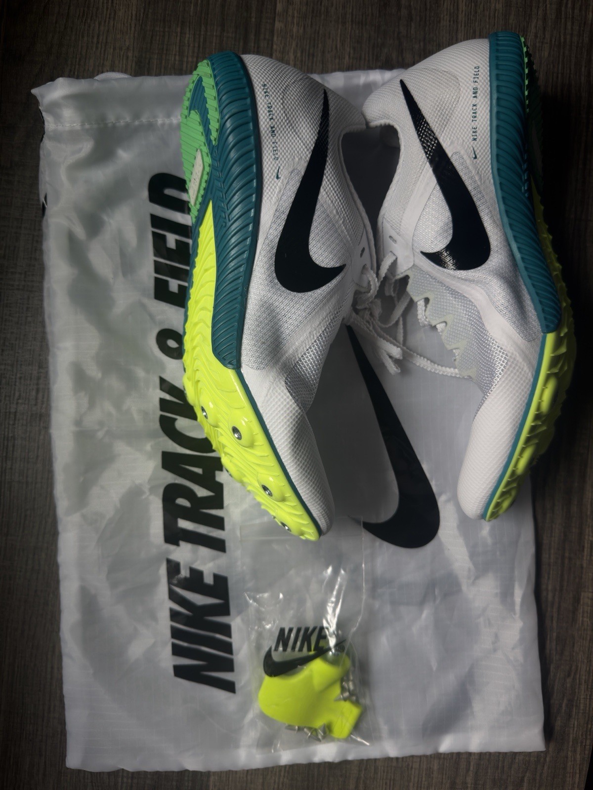 Size 9.5 – Nike Zoom Rival White Bright Spruce Black