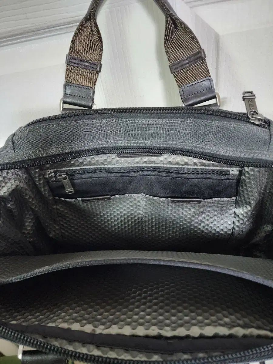 TUMI Alpha Sports Bra Slim Brief