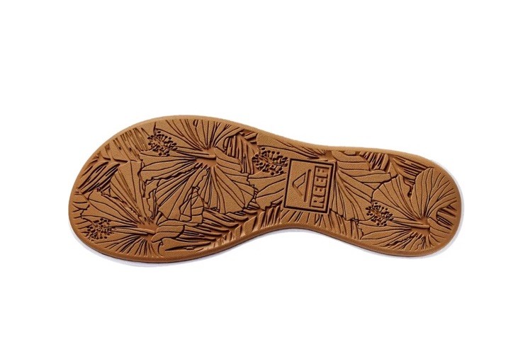 Reef Cushion Cloud White Tan CJ0234 Women’s Sizes Medium New