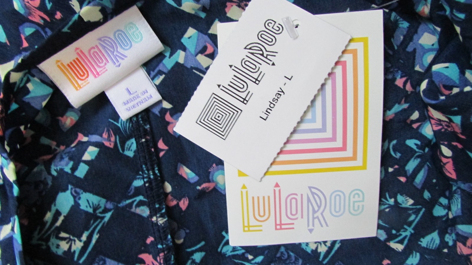 NEW Womens L Geometric multicolor SS Open Front Layer LINDSAY Top LuLaRoe