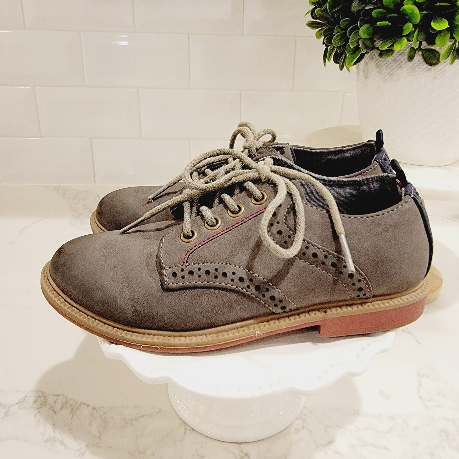 TOMMY HILFIGER Michael Pearl Boys Oxford Grey Lace Up Shoes Size 12