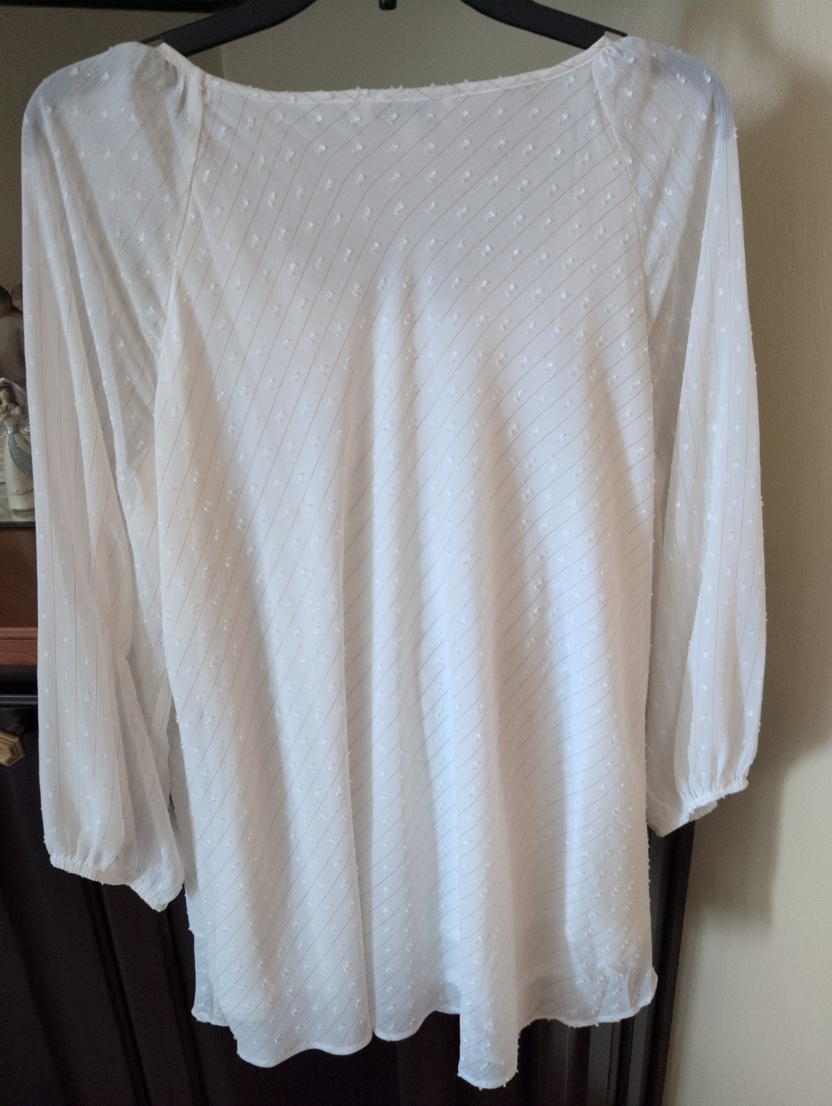 Blouseology Ivory, Chiffon, Lined, Fly Away Top 1X NWOT