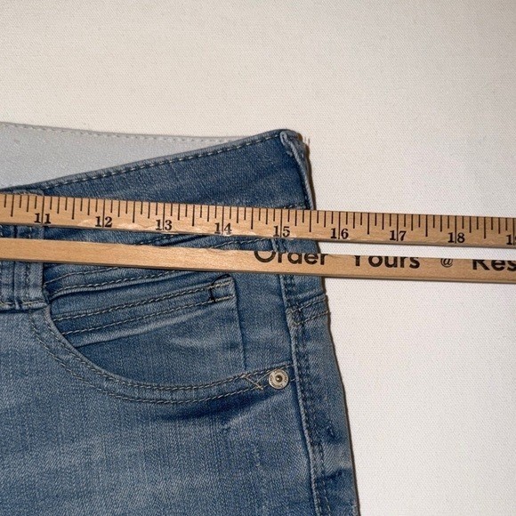 Democracy Ab Technology Light Wash Straight Leg Jeans Womens 6 Elastic Waist