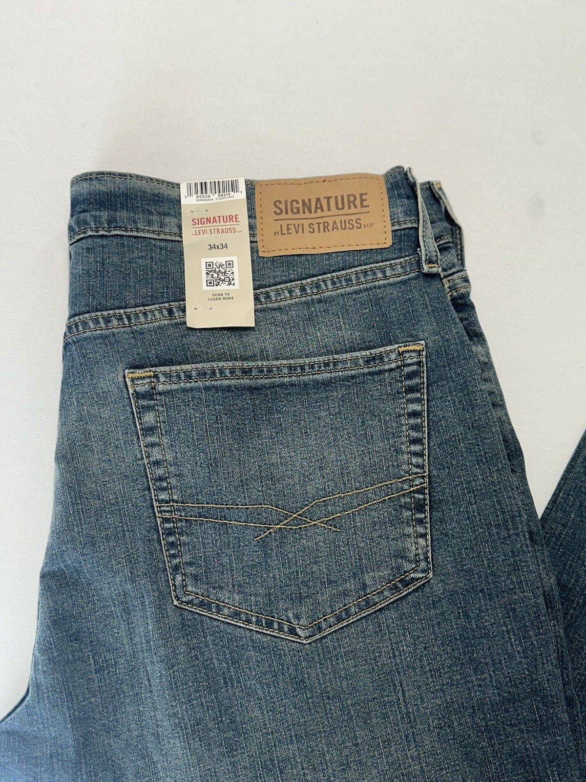 Signature By Levi Strauss NEW Men’s Straight Flex Jeans