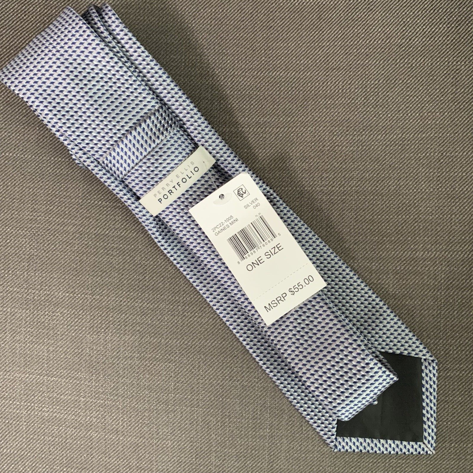 Perry Ellis Men’s Neck Tie Geometric Gaines Mini Classic Grey Silver Blue NWT