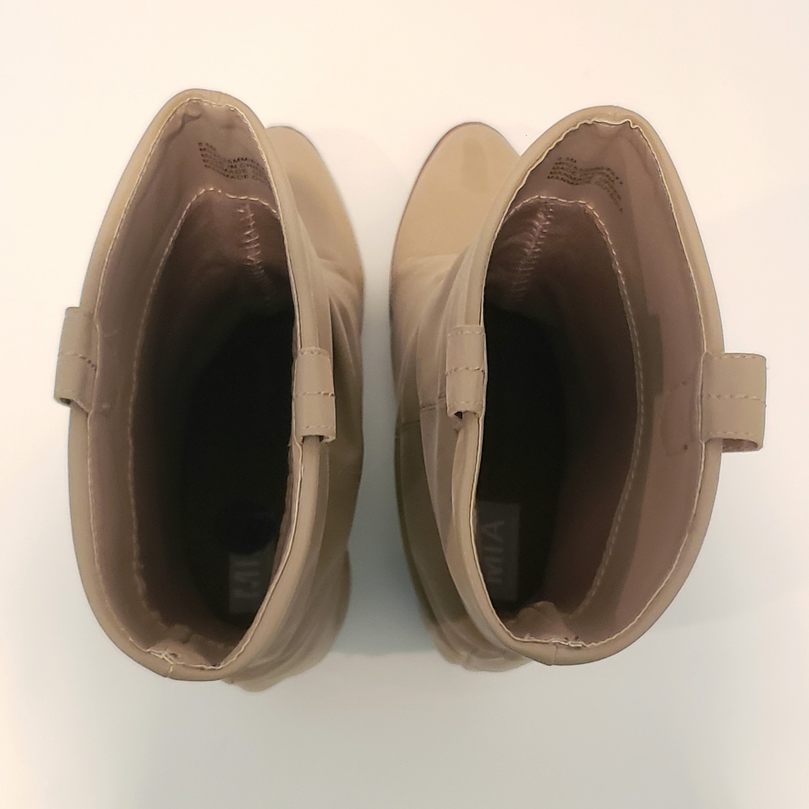 MIA Beige Boots Size 8.5M