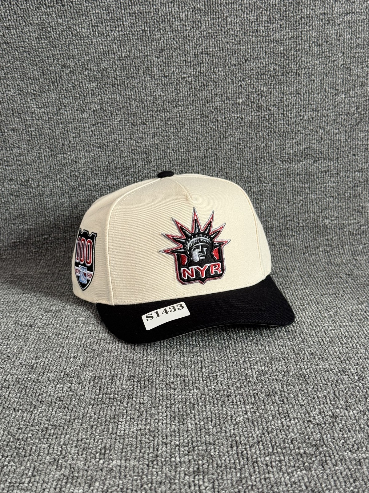 Mitchell & Ness NY Rangers Retro Snapback Hat Cream Black S1433