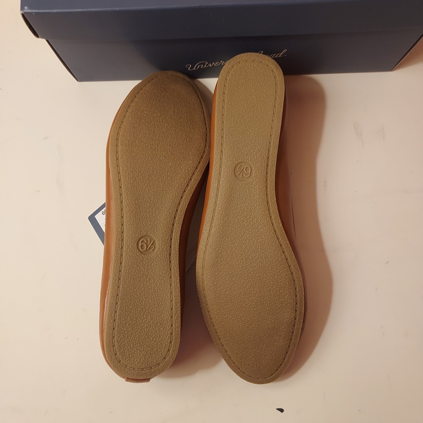 Universal Thread NWT Cognac Brown “Everly” Slip On Flat Loafers Wmn’s Sz 6.5