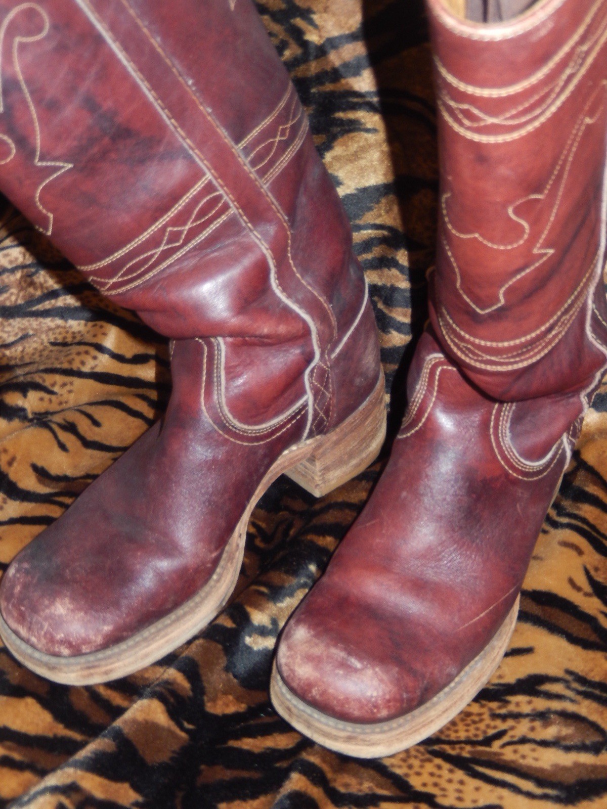 Vintage Frye Maroon Black Label 60s Boots Women’s Size 6