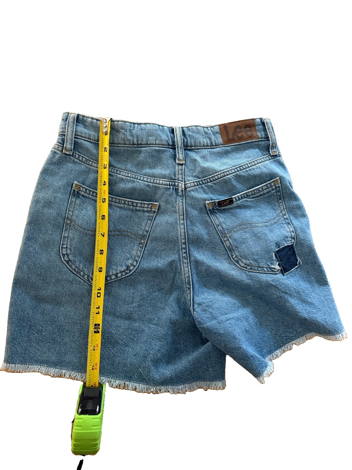 Lee Heritage Women’s Blue Denim Cut-Off Shorts 29W Mid Rise 4.5″ Inseam